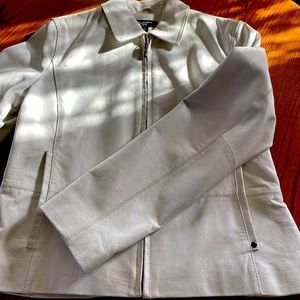 Women’s Medium White Leather Jacket